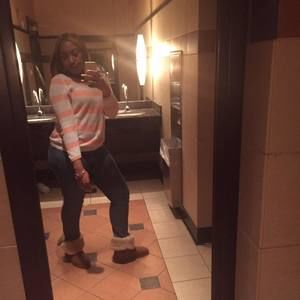 Meet your Posher, Cierra